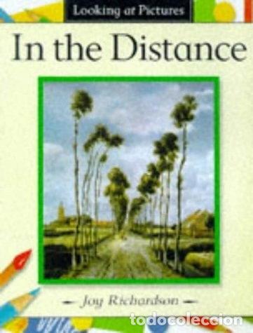 Libros: In the Distance- 9780749635701