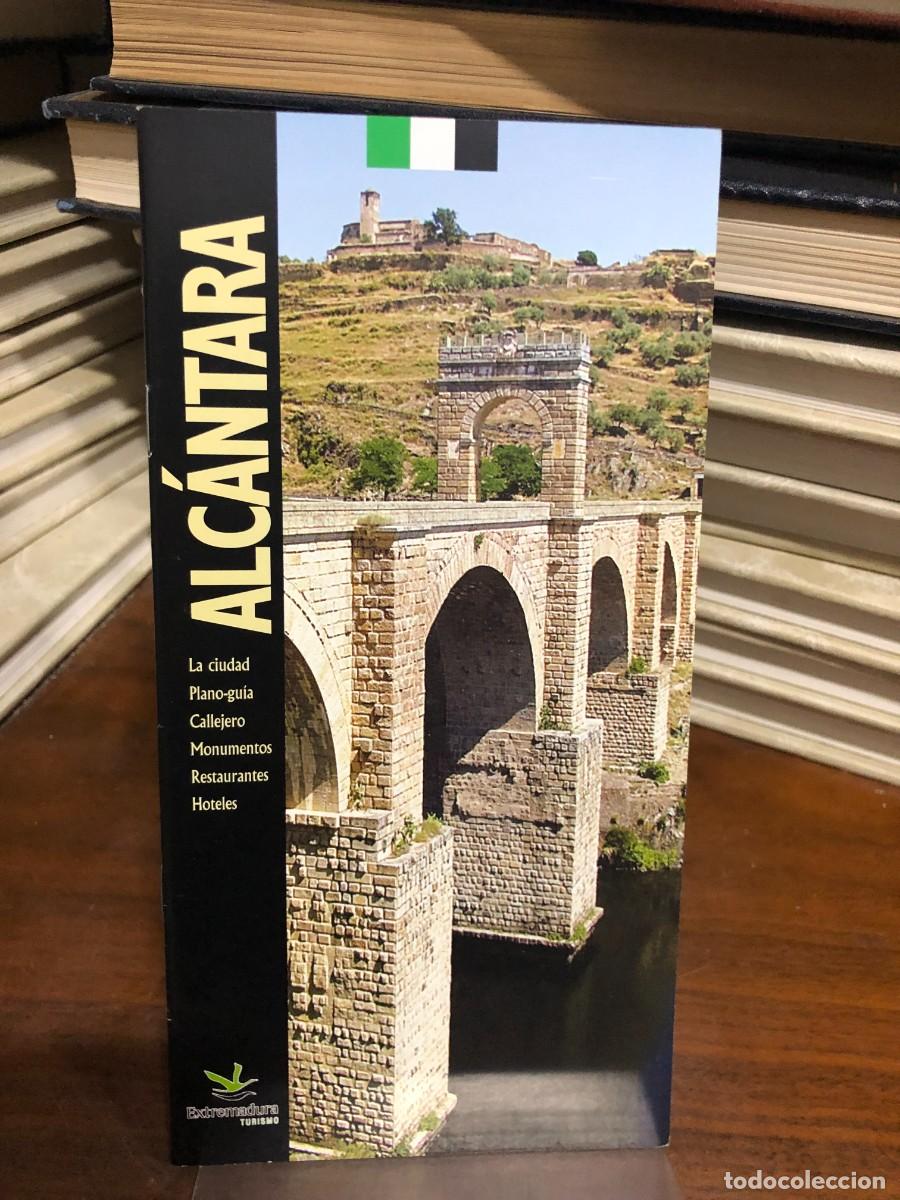 Libros: Alc&aacute;ntara (Folleto / Gu&iacute;a tur&iacute;stica) Extremadura Turismo