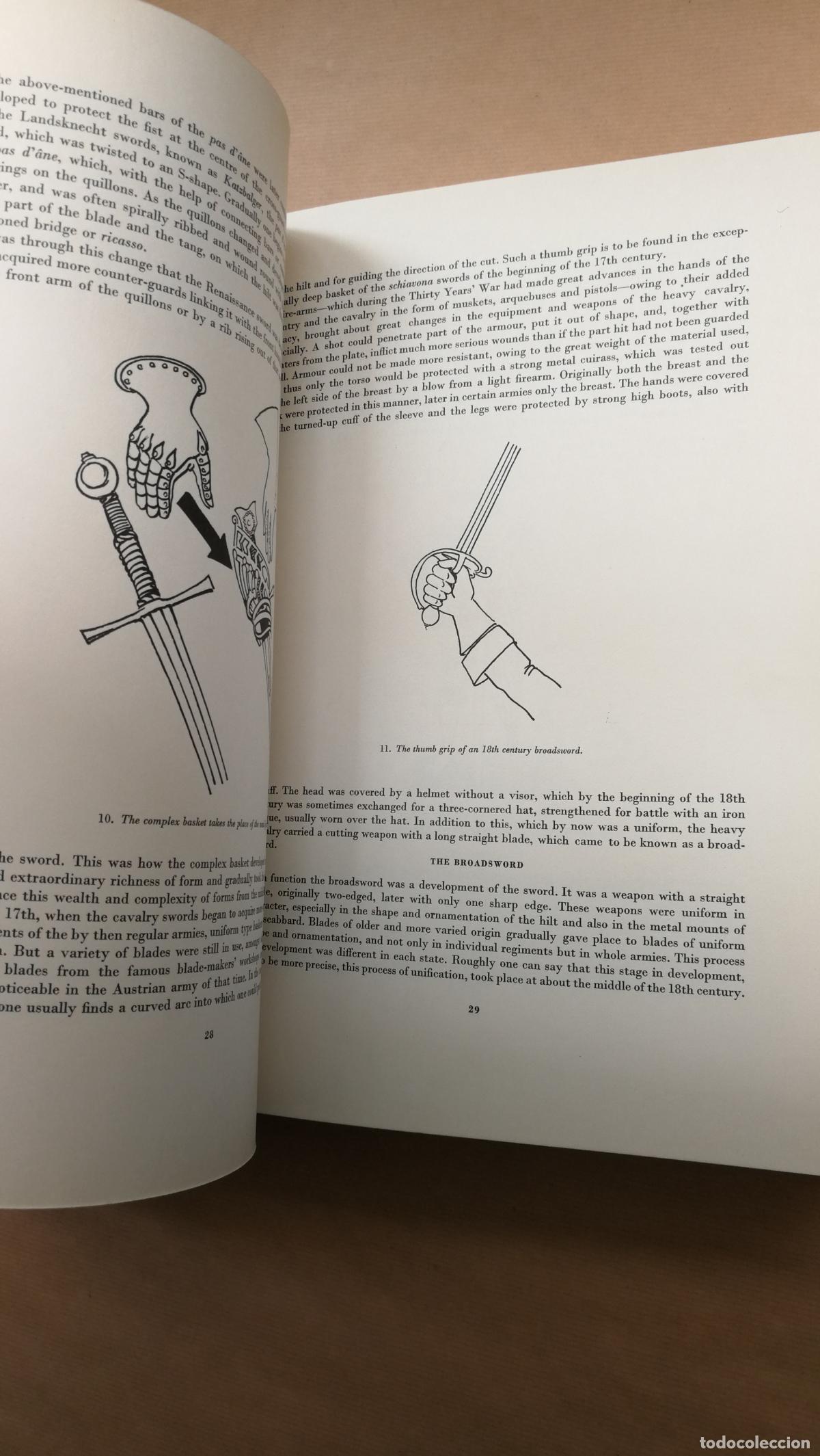 Libros: CUT AND THRUST WEAPONS. - &rdquo;Wagner, Eduard&rdquo; - Foto 9