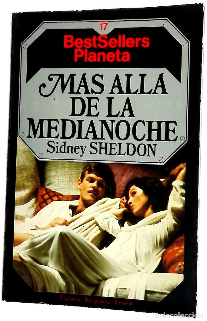 Libros: M&aacute;s all&aacute; de la medianoche