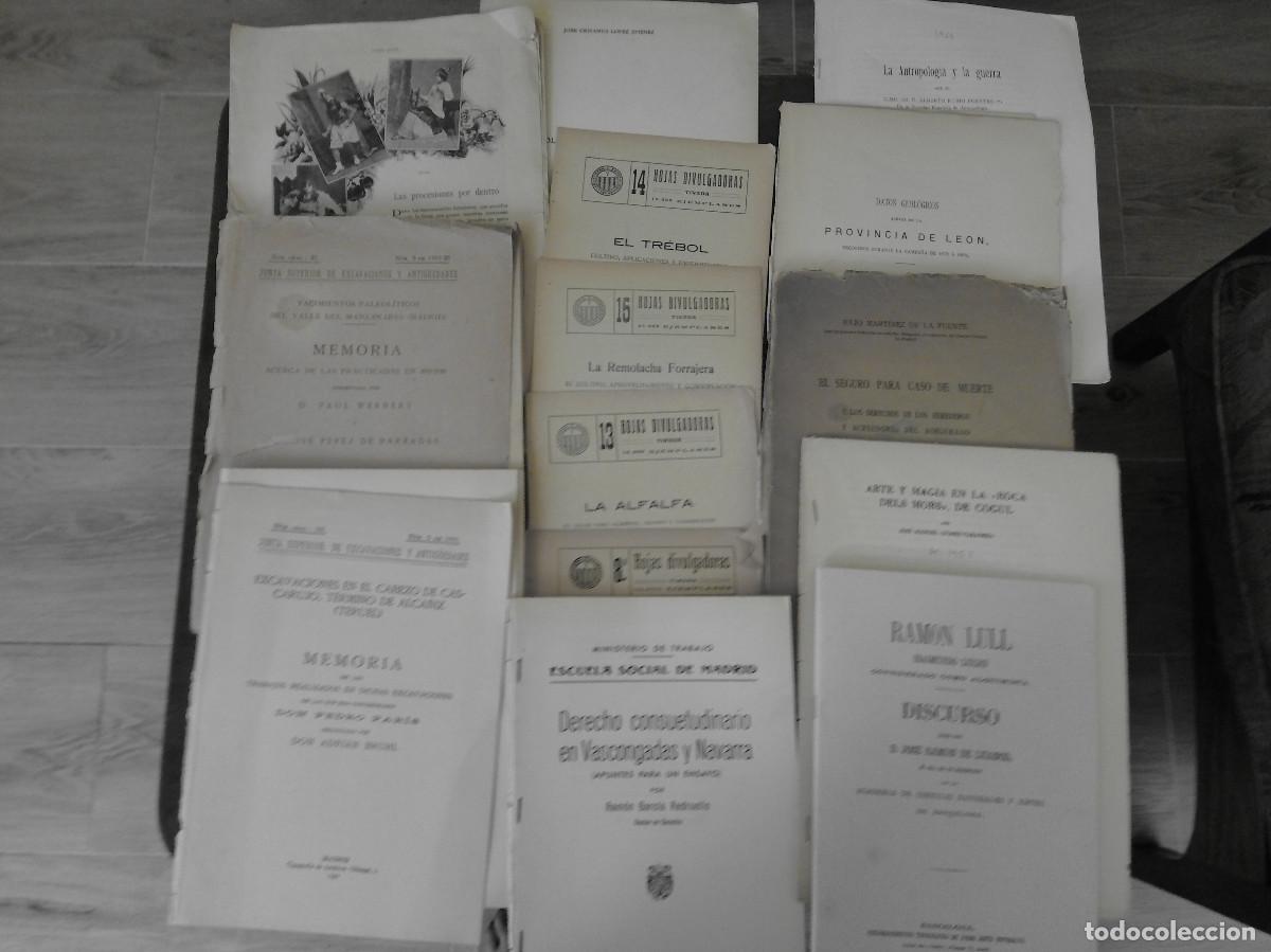 Libros: Caja. Lote. Conjunto de 111 libros y folletos - Foto 2