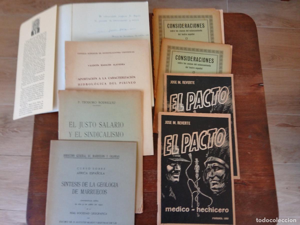Libros: Caja. Lote. Conjunto de 111 libros y folletos - Foto 8