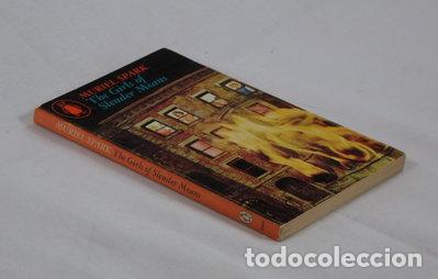 Libros: The Girls of Slender Means- 9780140024265