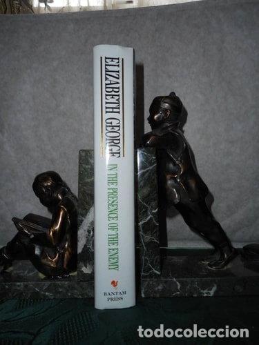 Libros: In the Presence of the Enemy- 9780593036990