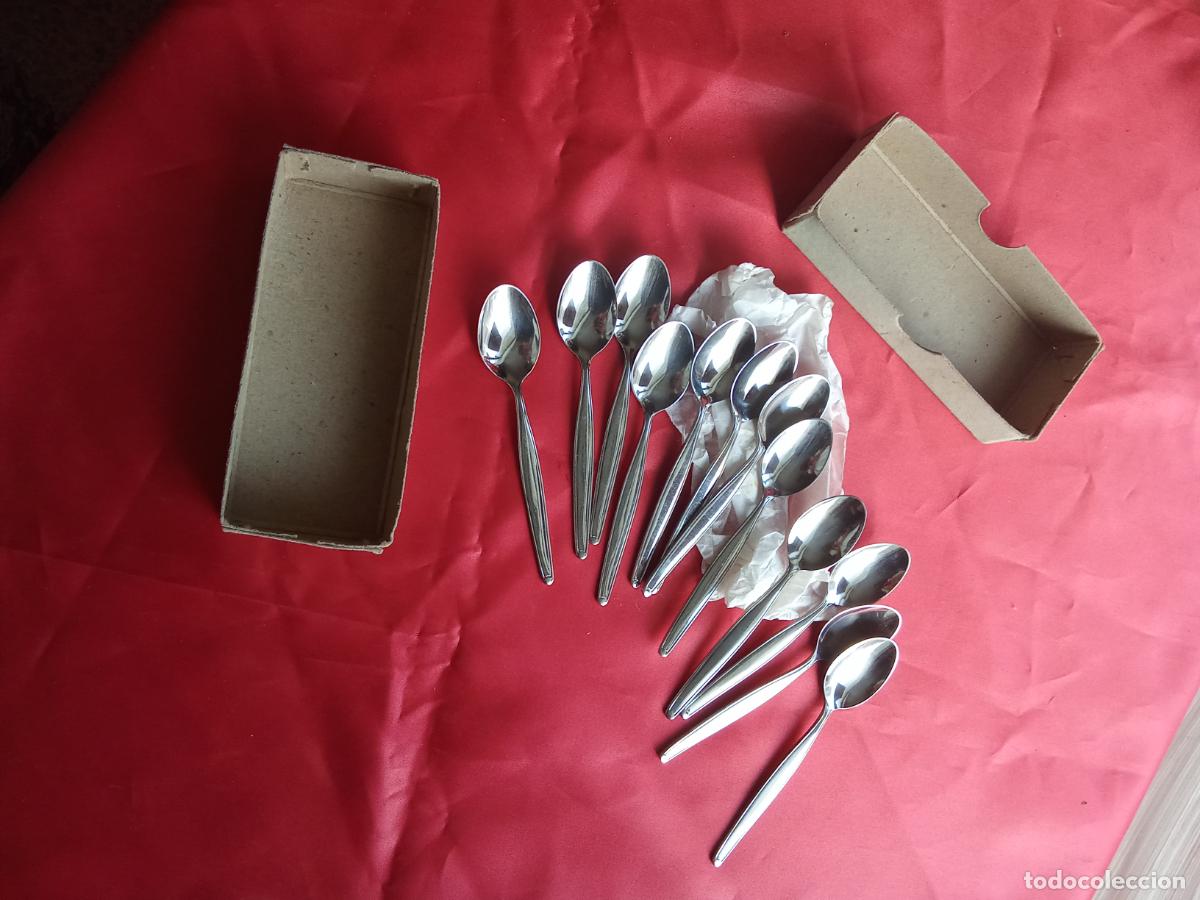 Libros: Antigua caja de una docena 12 cucharas Moka. Vitrina 6