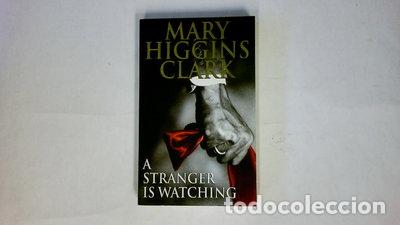 Livres: A Stranger Is Watching- 9780671853952