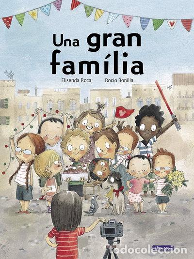 Libros: Una gran fam&iacute;lia- 9788448852559