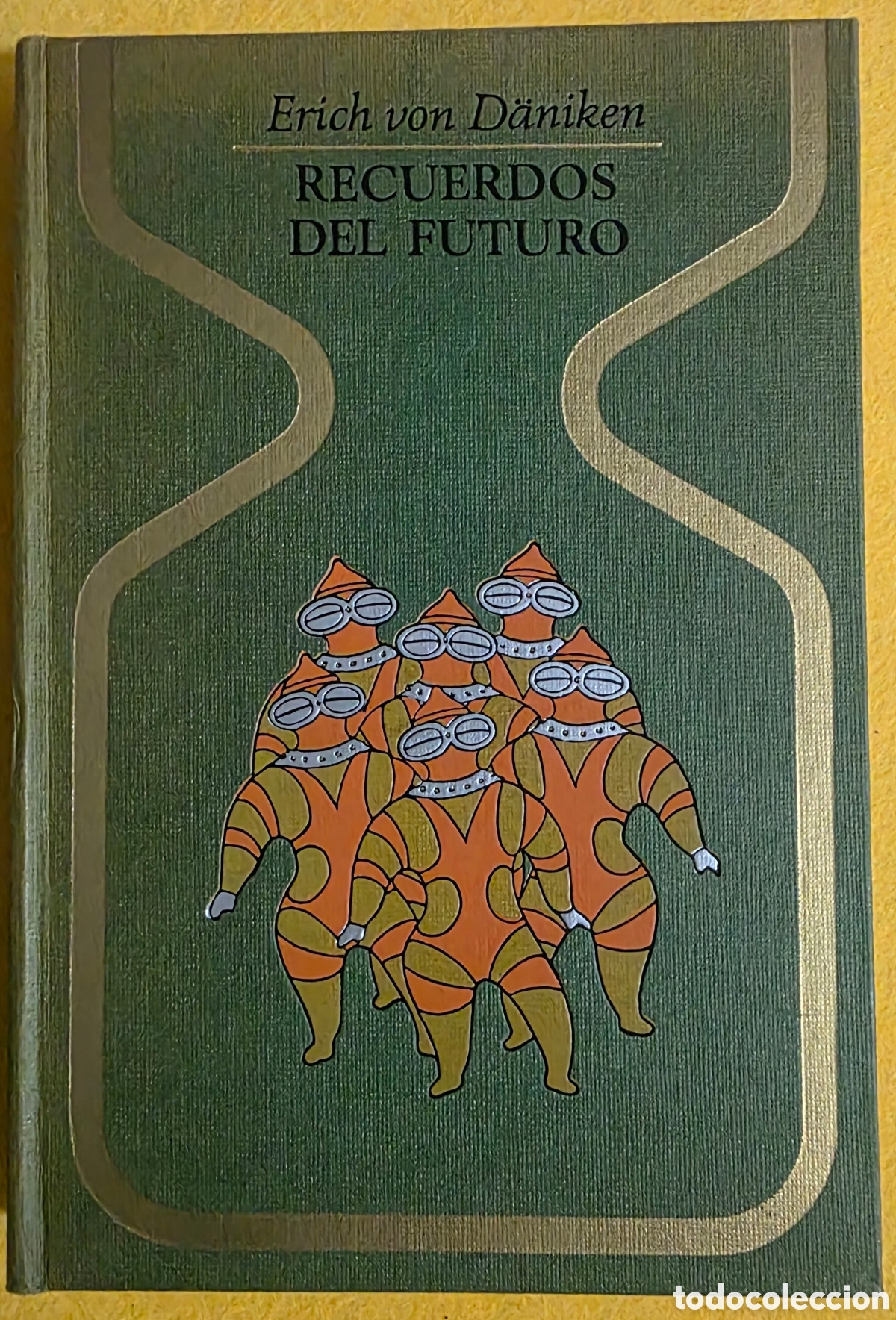 books: Recuerdos del futuro.
