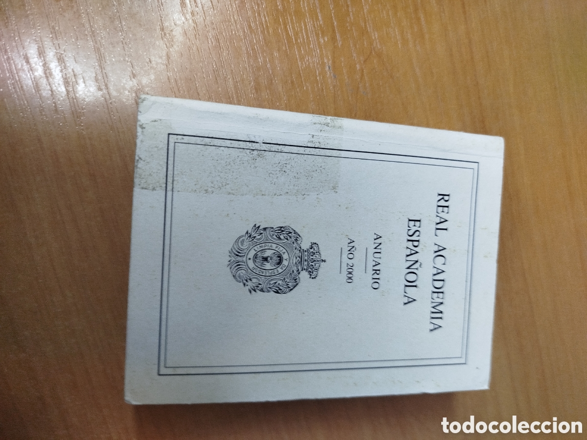 Libros: Real academia espa&ntilde;ola anuario a&ntilde;o 2000