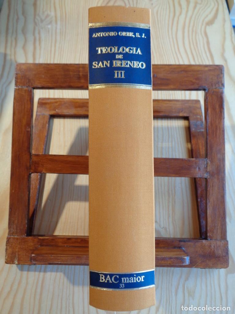 Libri di seconda mano: TEOLOG&Iacute;A DE SAN IRENEO. Tomo III. Comentario al Libro V del Adversus haereses. - ANTONIO ORBE, S. J.