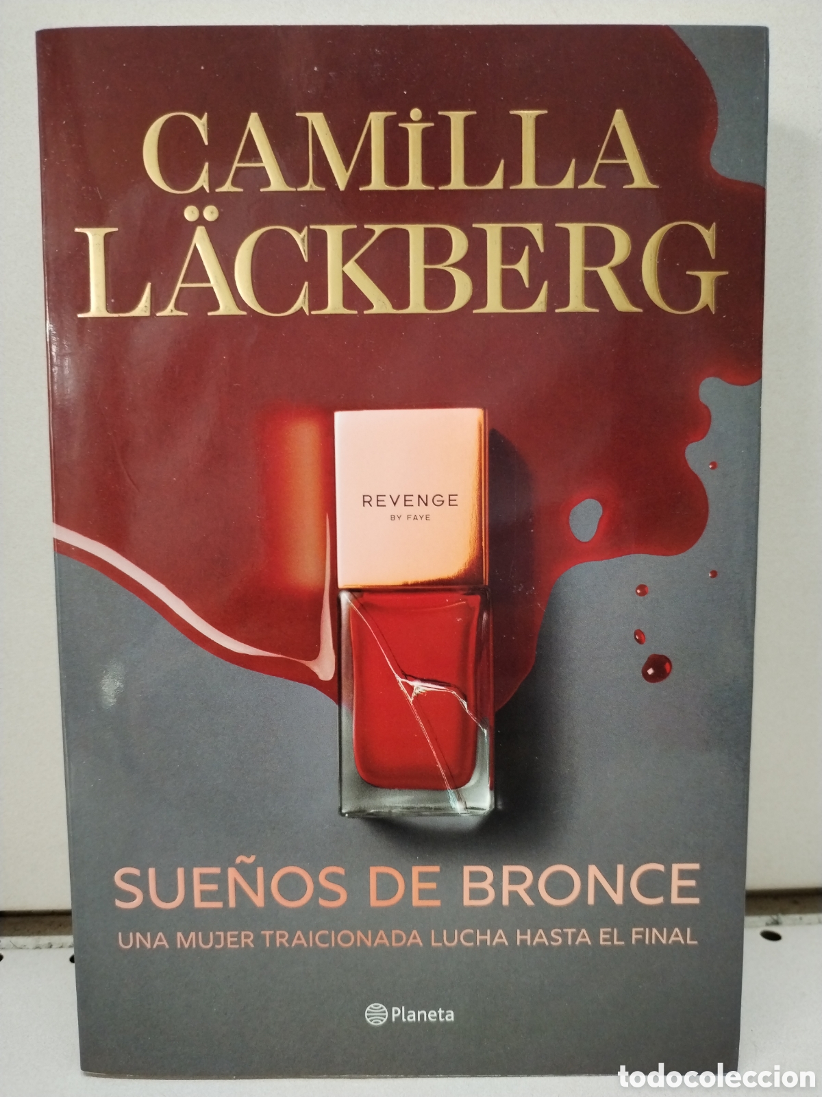 Libros: Sue&ntilde;os de bronce (Serie Faye 3) - L&auml;ckberg, Camilla - Foto 1