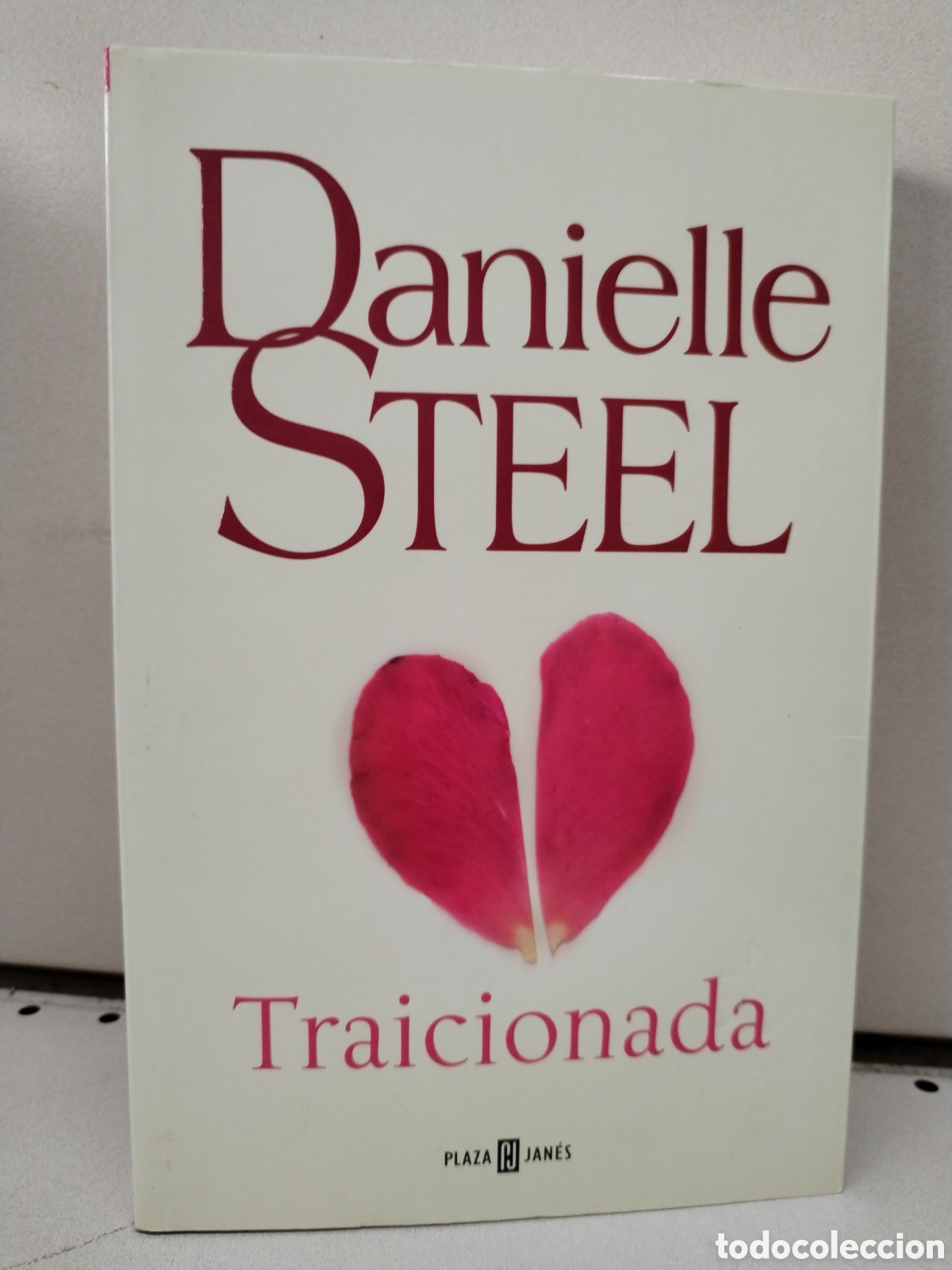 Livres: Traicionada - Steel, Danielle