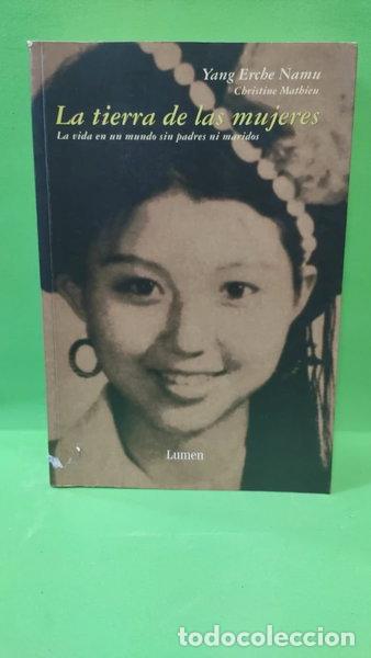 Libros: La tierra de las mujeres- 9788426413512