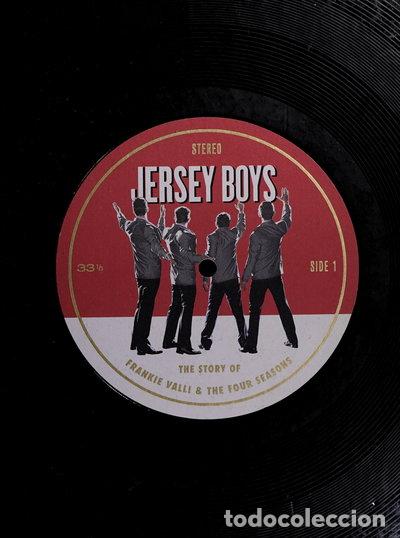 books: Jersey Boys: The Story of Frankie Valli & the Four Seasons- 9780767927581