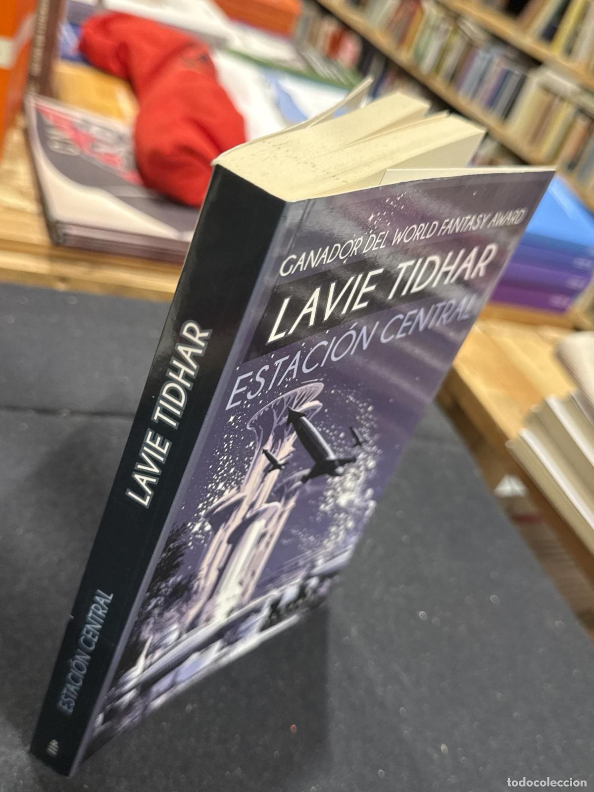 Libros: Estaci&oacute;n central - Lavie Thidar - Foto 3
