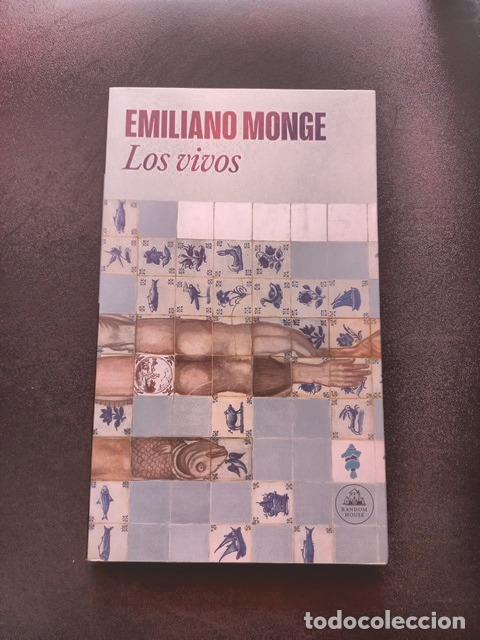 Libros: Emiliano Monge - Los vivos - Foto 1