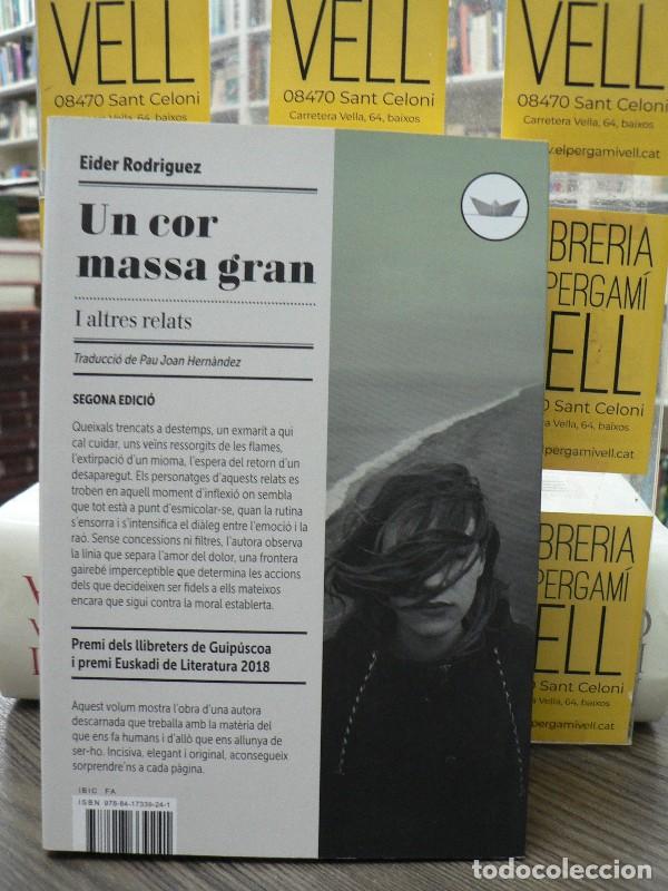 Libros: Un cor massa gran: I altres relats - Rodriguez Martin, Eider - EDICIONS DEL PERISCOPI - Ant&iacute;poda, 38