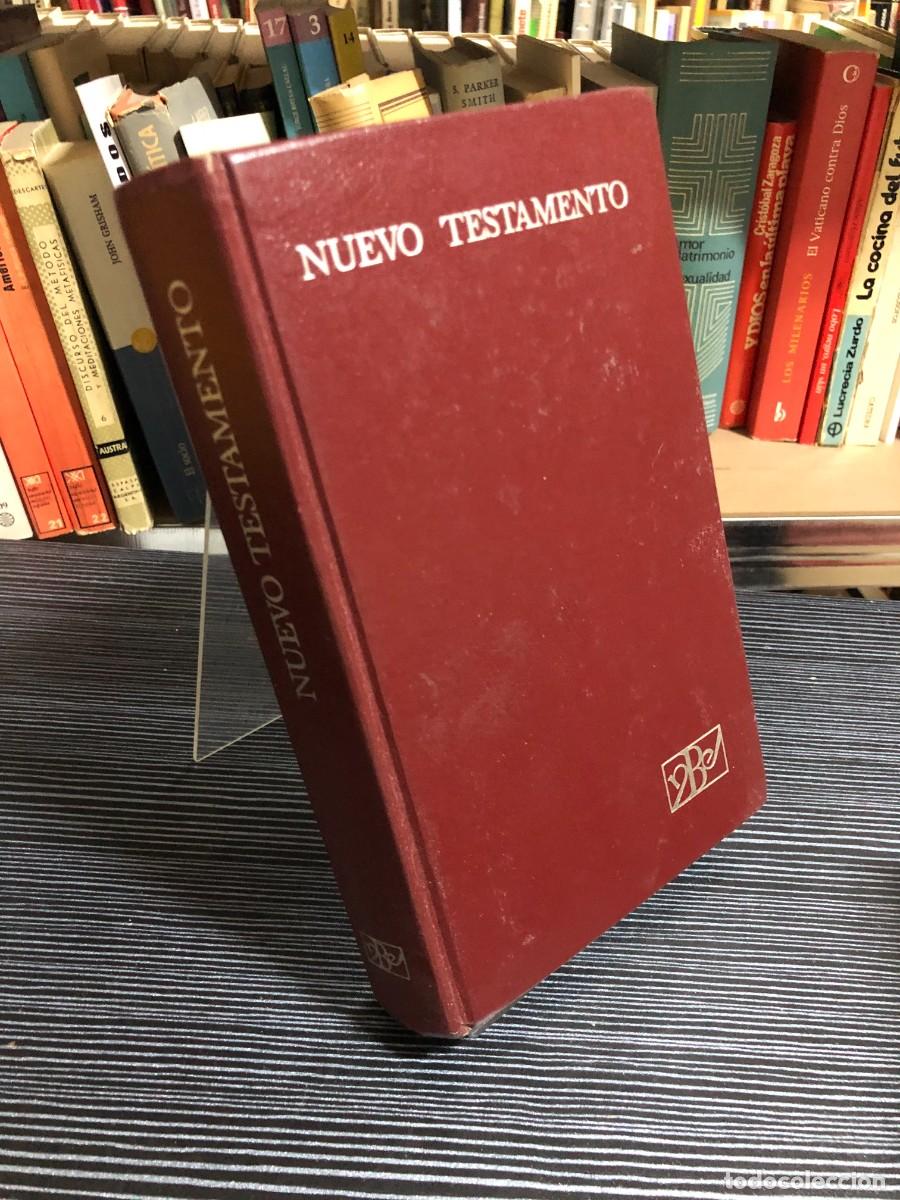 books: Nueva Biblia Espa&ntilde;ola: Nuevo Testamento L. Alonso Sch&ouml;kel y Juan Mateos