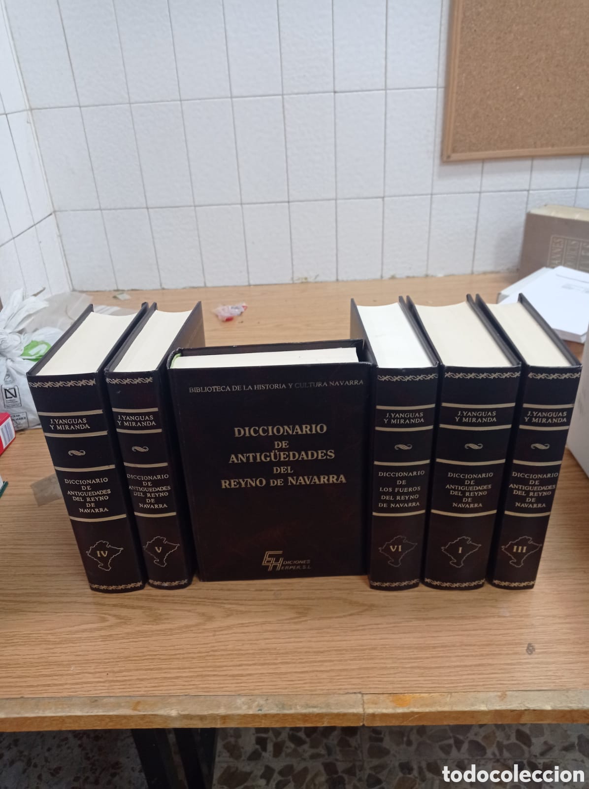 Libros: Diccionario de antig&uuml;edades del reyno de Navarra. 6 tomos