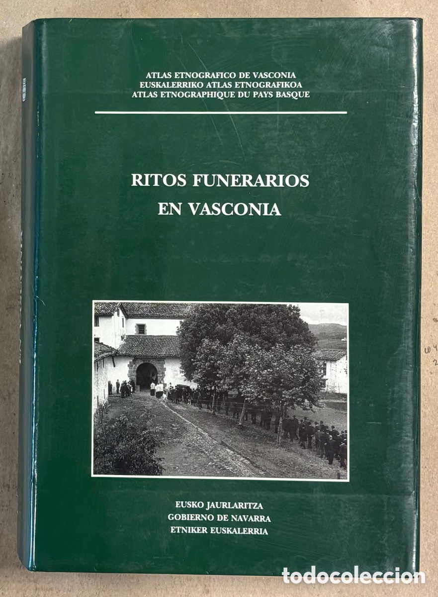 Libros: RITOS FUNERARIOS EN VASCONIA. VV.AA. ATLAS ETNOGR&Aacute;FICO DE VASCONIA.