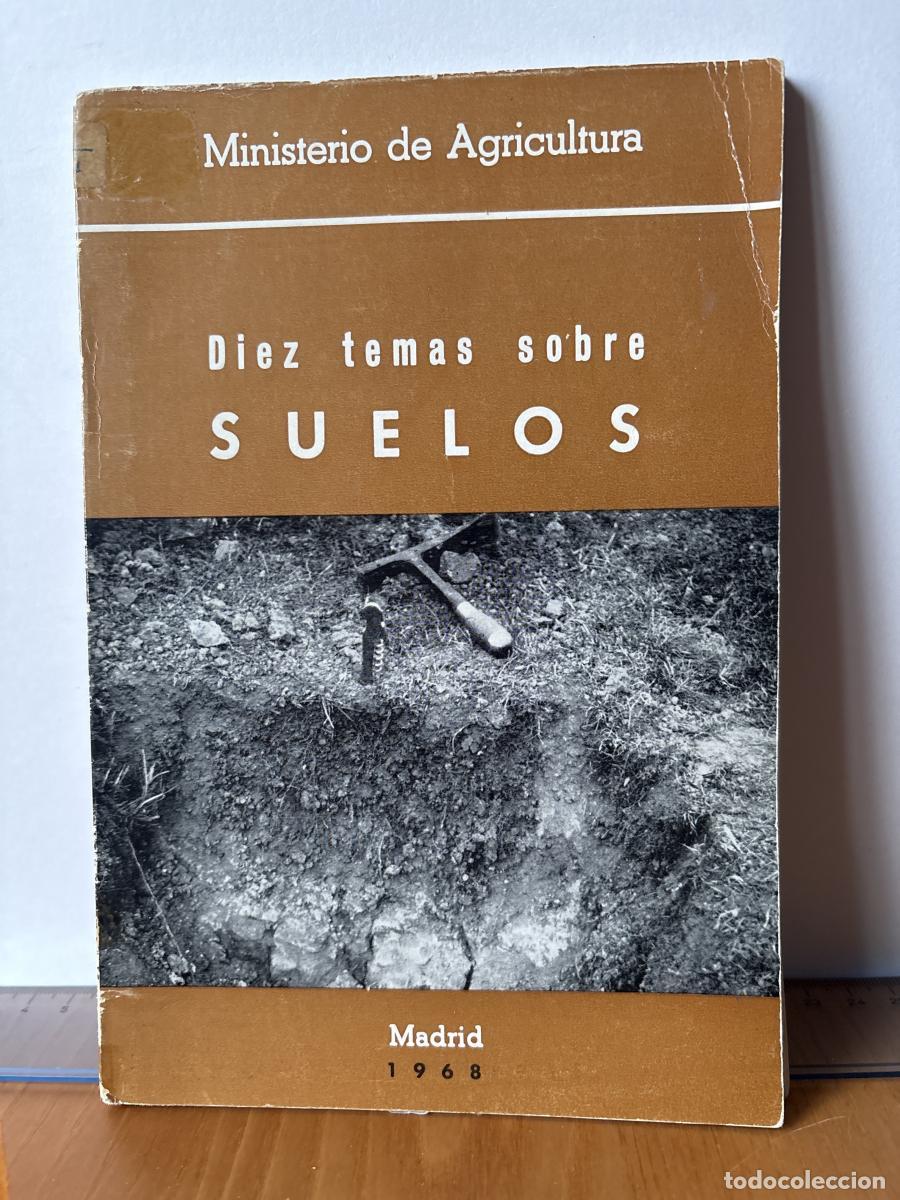 Livros em segunda m&atilde;o: DIEZ TEMAS SOBRE SUELOS - VVAA TDK257