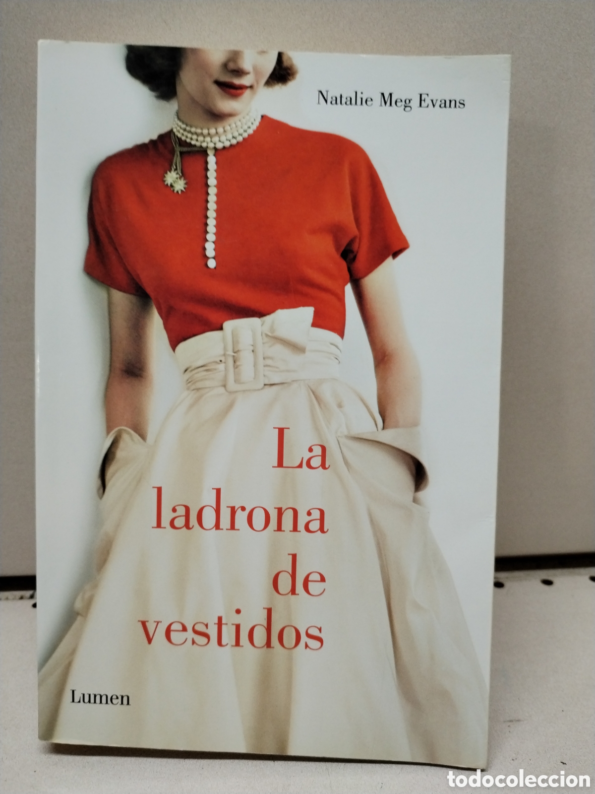 Libros: La ladrona de vestidos - Evans, Natalie Meg - Foto 1