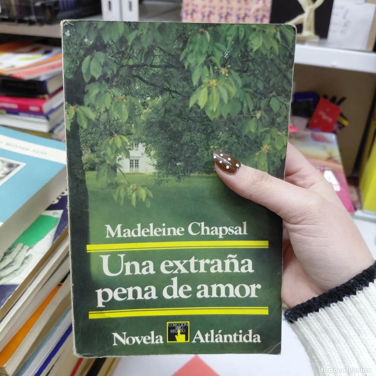 Libri di seconda mano: Una extra&ntilde;a pena de amor (det.) - Chapsal