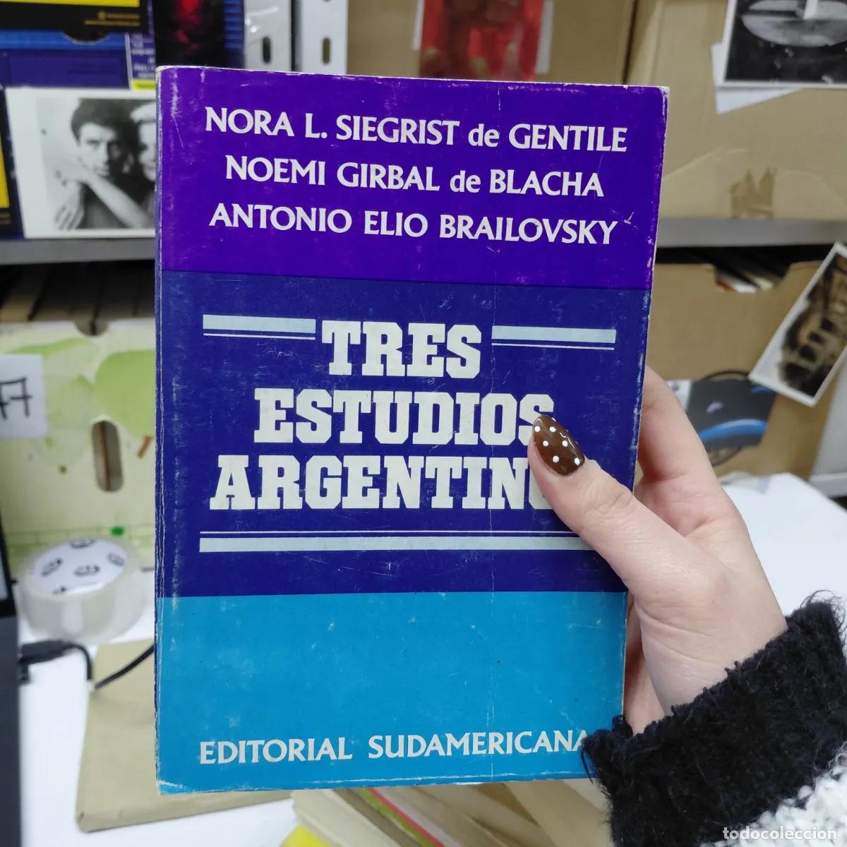 Libros: Tres estudios argentinos - VVAA - Foto 1