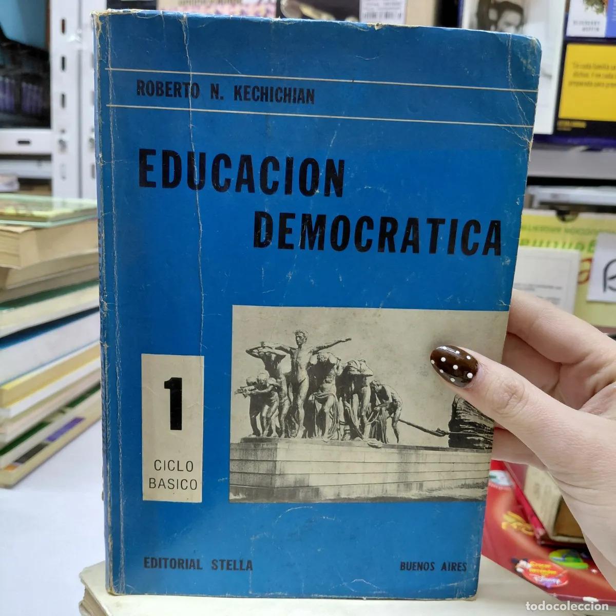 Livros em segunda m&atilde;o: Educacion democratica (det) - Kechichian