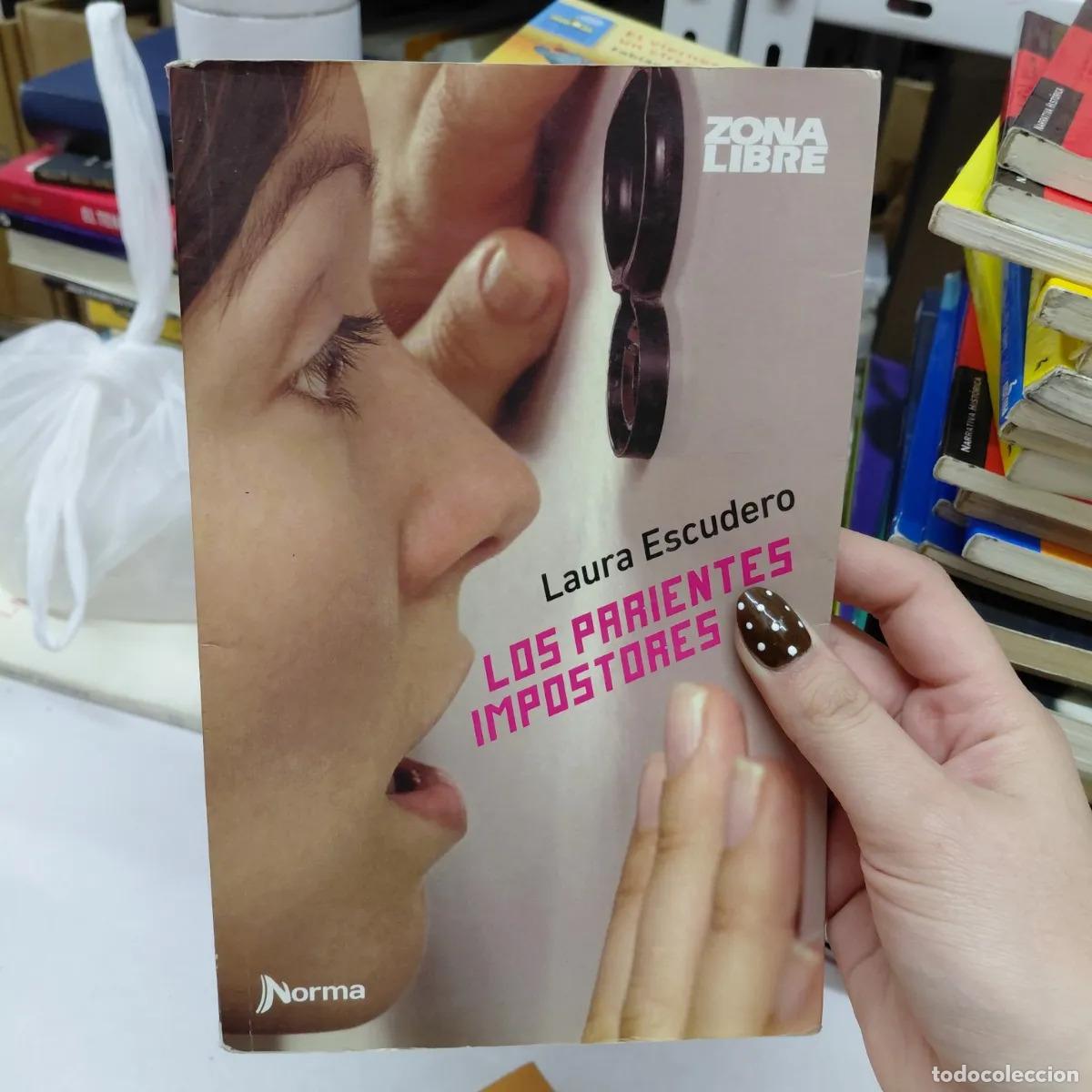 books: Los parientes impostores (det.) - Laura Escudero