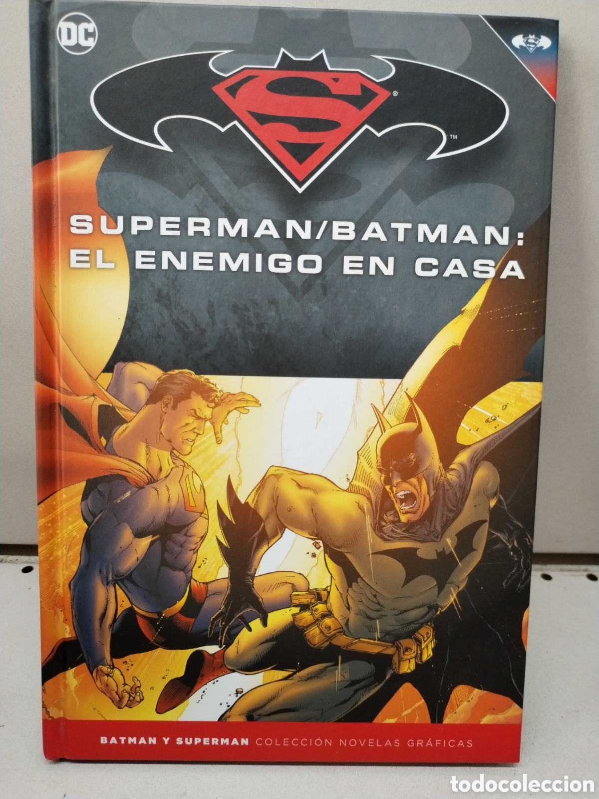 Libri di seconda mano: Batman y Superman - Colecci&oacute;n Novelas Gr&aacute;ficas n&uacute;mero 25: Superman/Batman: El enemigo en casa - Mark