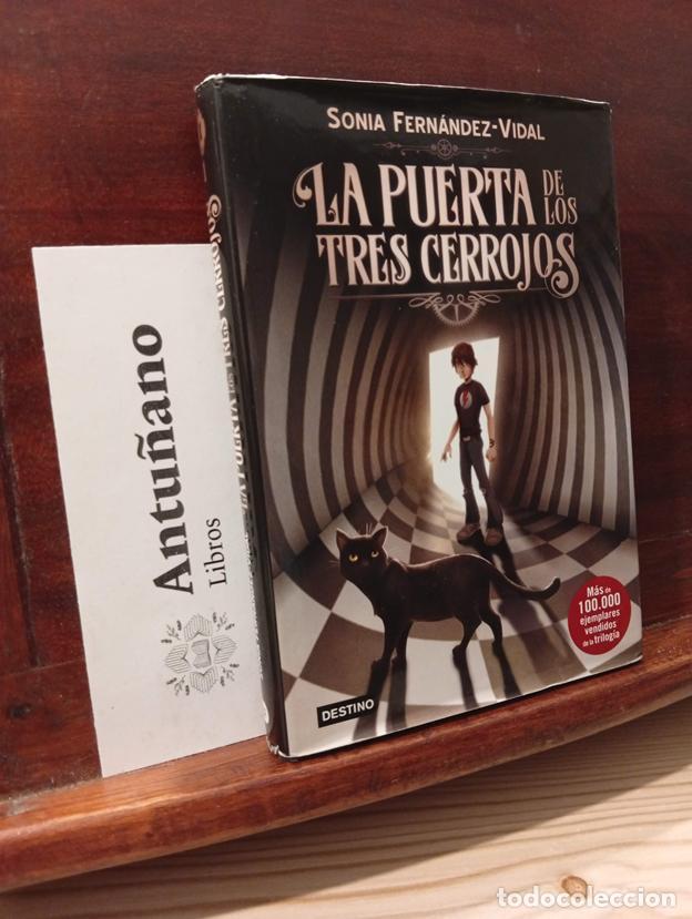Libros: La puerta de los tres cerrojos - Foto 1