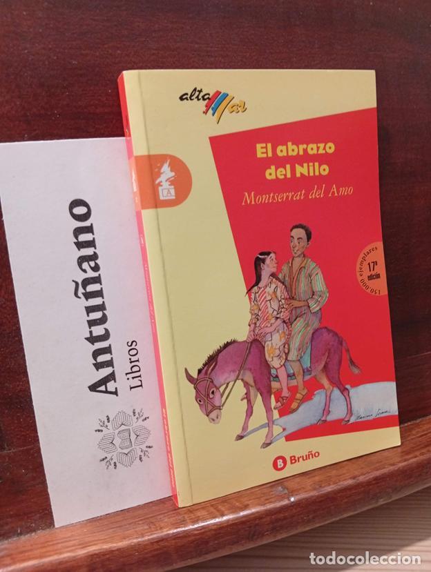 Libros: El abrazo del Nilo - Foto 1