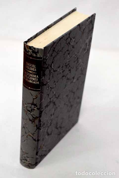Libri di seconda mano: La sombra del cipr&eacute;s es alargada.- Delibes, Miguel