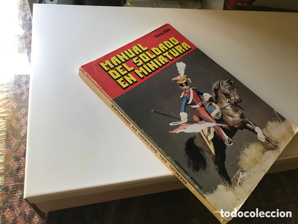 Livros em segunda m&atilde;o: Manual del soldado en miniatura. Chris Ellis