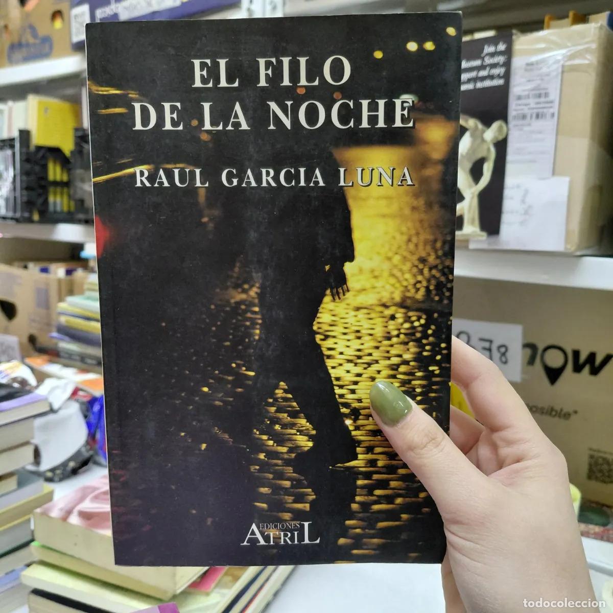 Libros: El filo de la noche - Luna - Foto 1