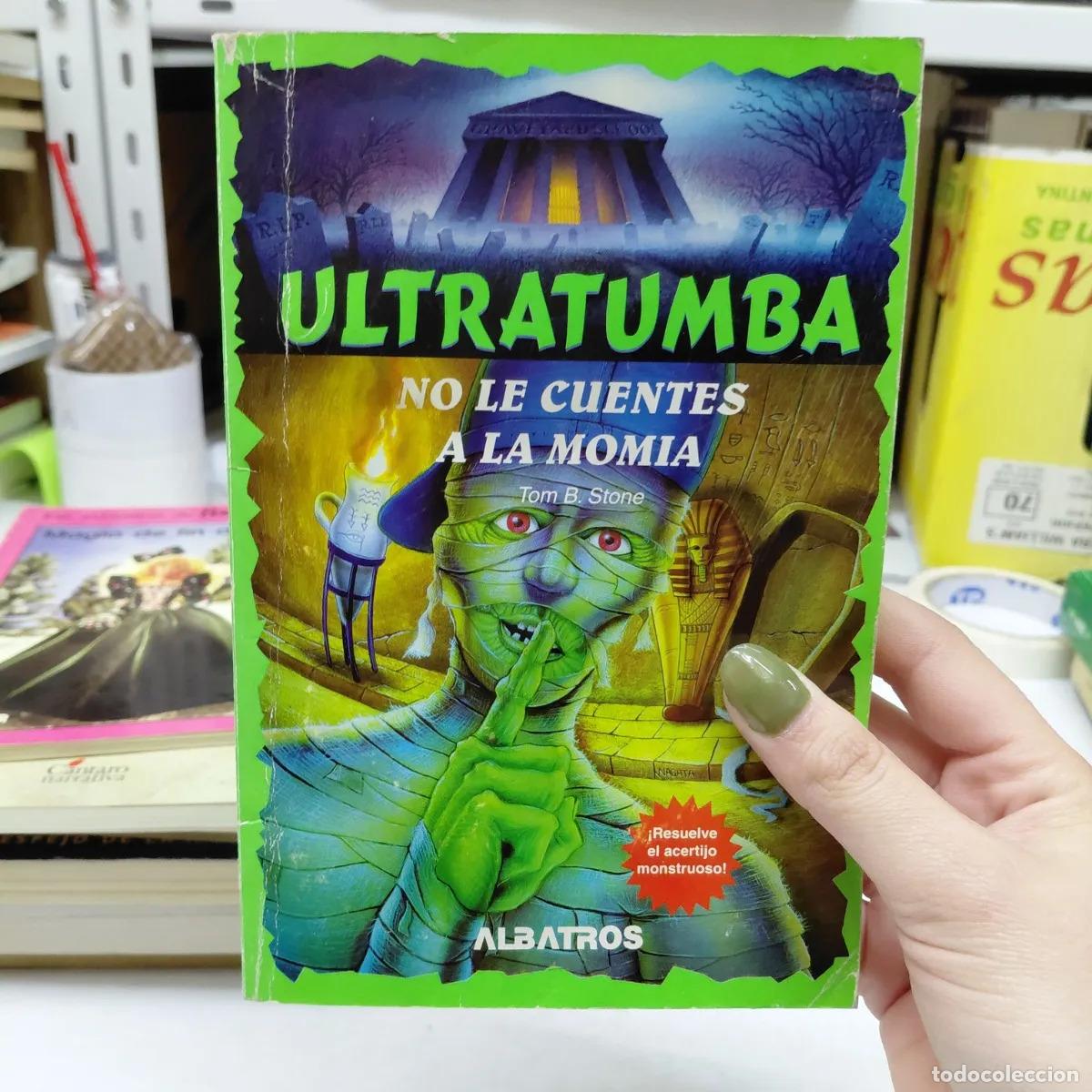 books: Ultratumba (det.) - Stone