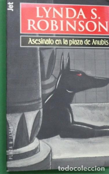 Libros: Asesinato en la plaza de Anubis- 9788401475511