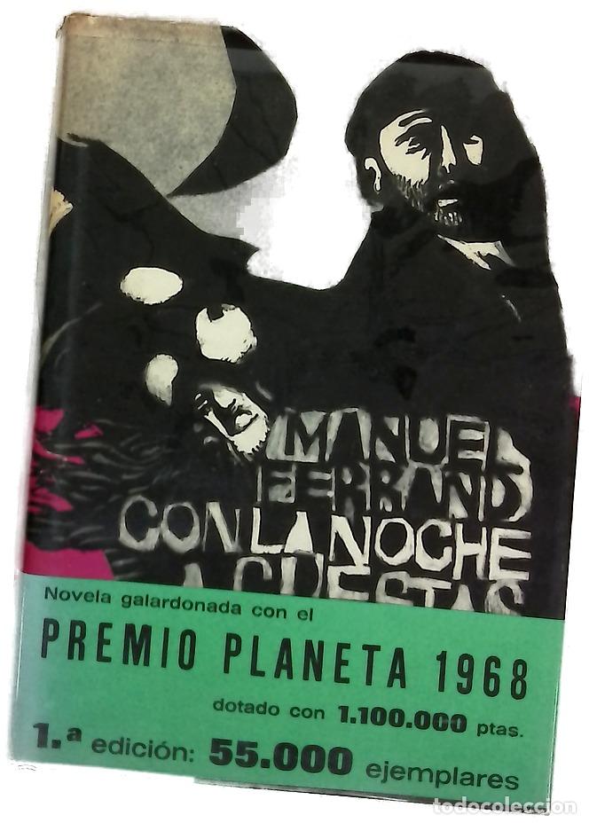 Libros: Con la noche a cuestas Novela - Foto 1