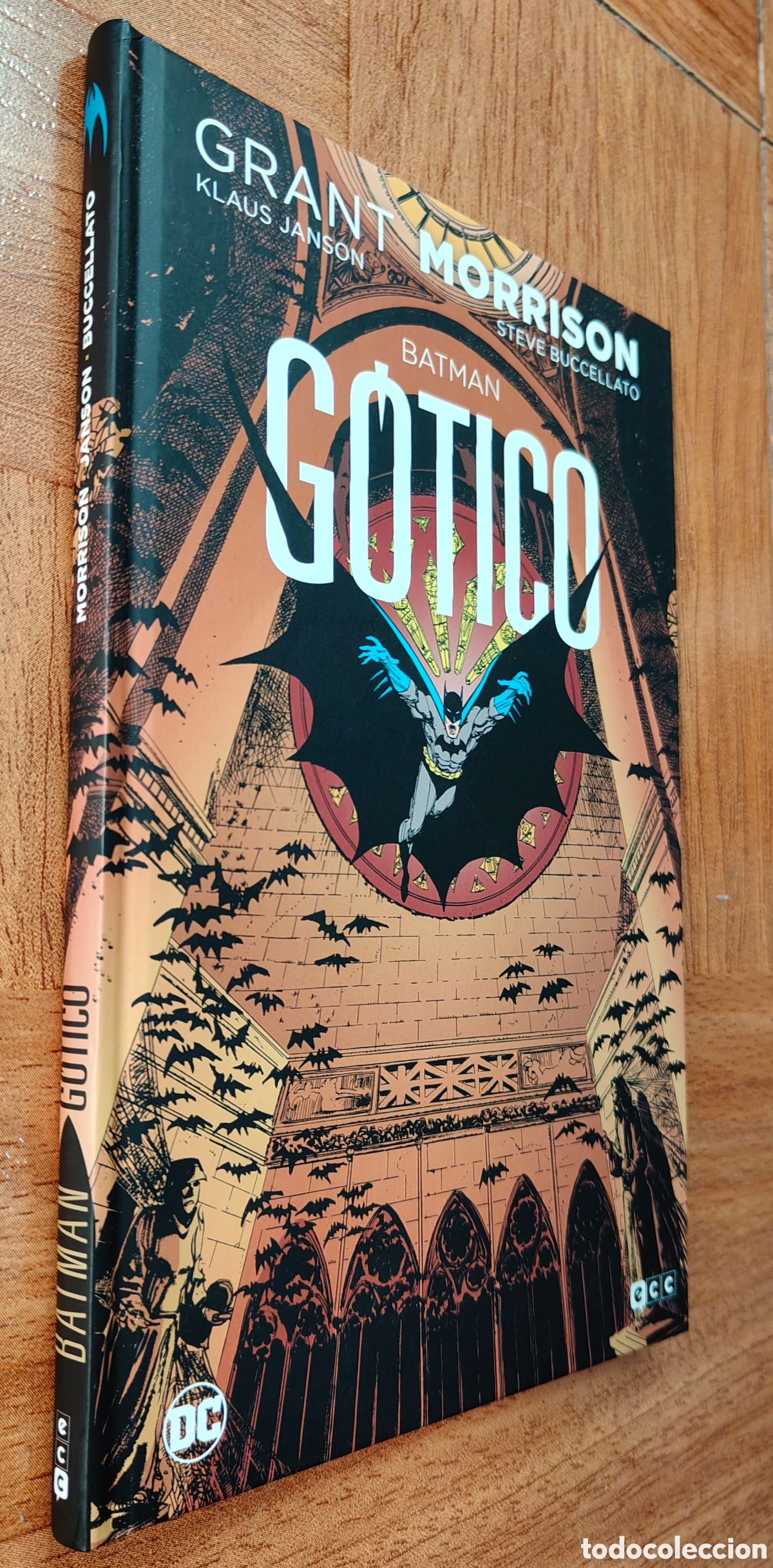 Libros: Batman: G&oacute;tico � ECC - Grant Morrison - Foto 1
