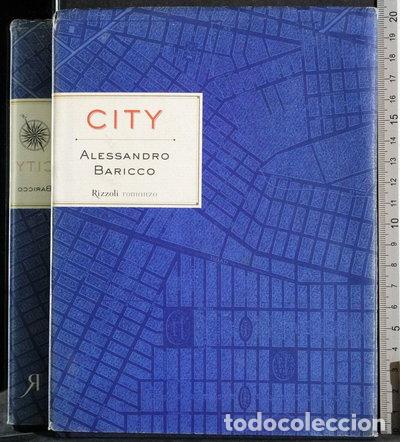Livres: City (9788817861021)