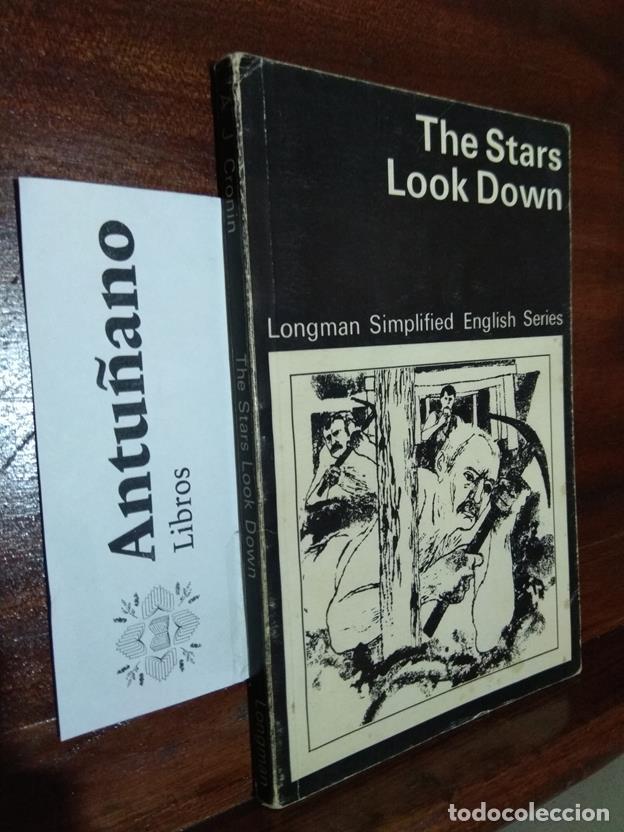 Libros: The stars look down - Foto 1