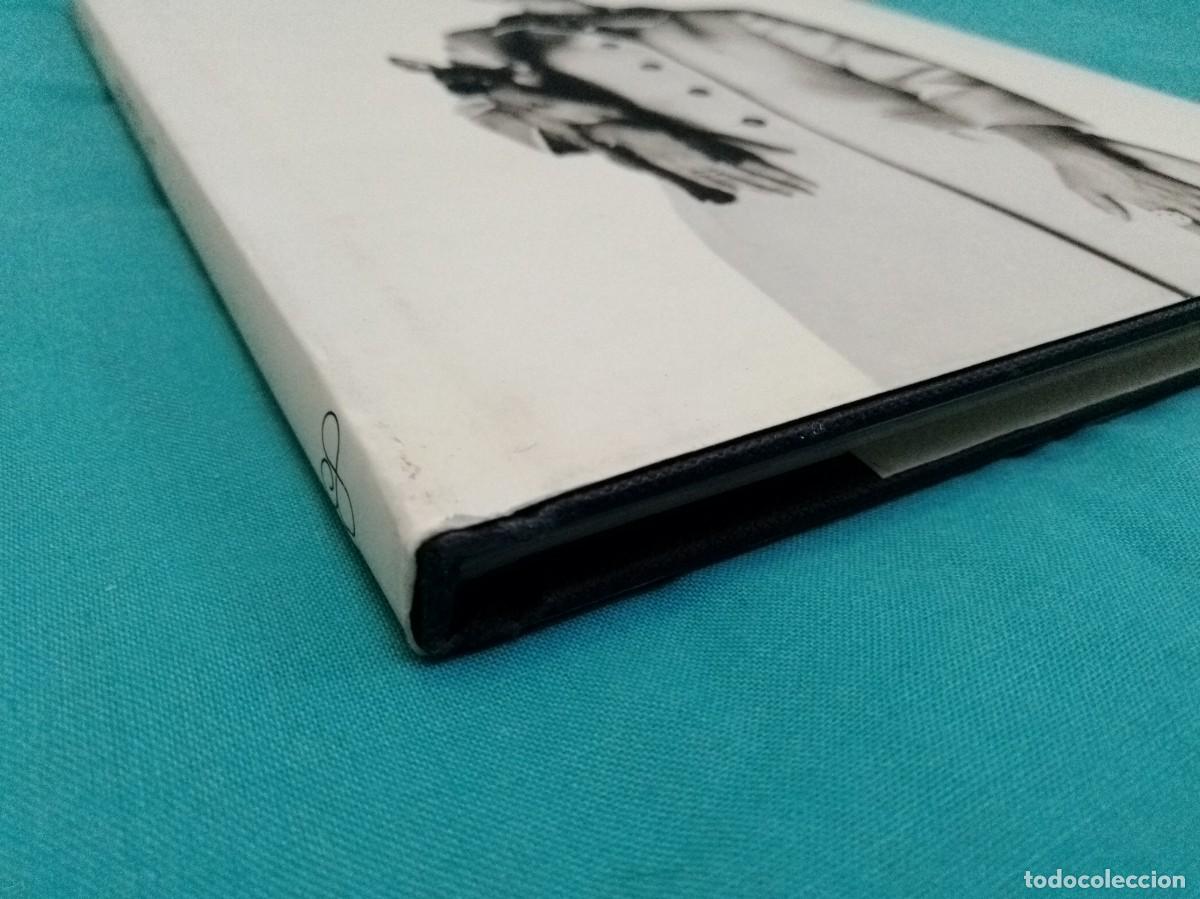 Libros: Universo de la moda. Pertegaz. Isabel de Villalonga, ediciones Pol&iacute;grafa. - Foto 5