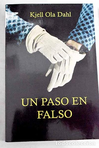 Libros: Un paso en falso- 9788496580541