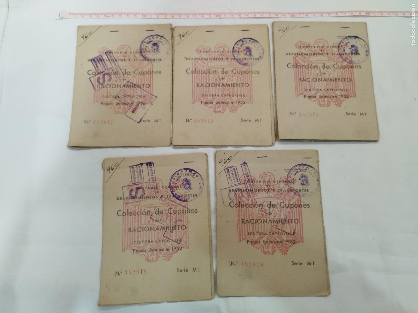 Livres: Lote 5 Cartillas de Racionamiento y Tarjetas de Abastecimiento Familia De Pablo Maycas - Madrid... -