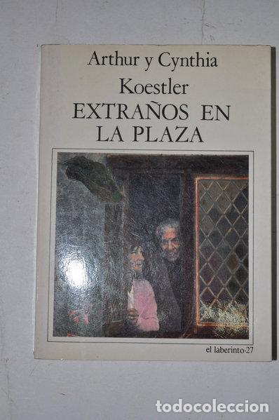Livres: Extra&ntilde;os en la plaza- 9788473271646