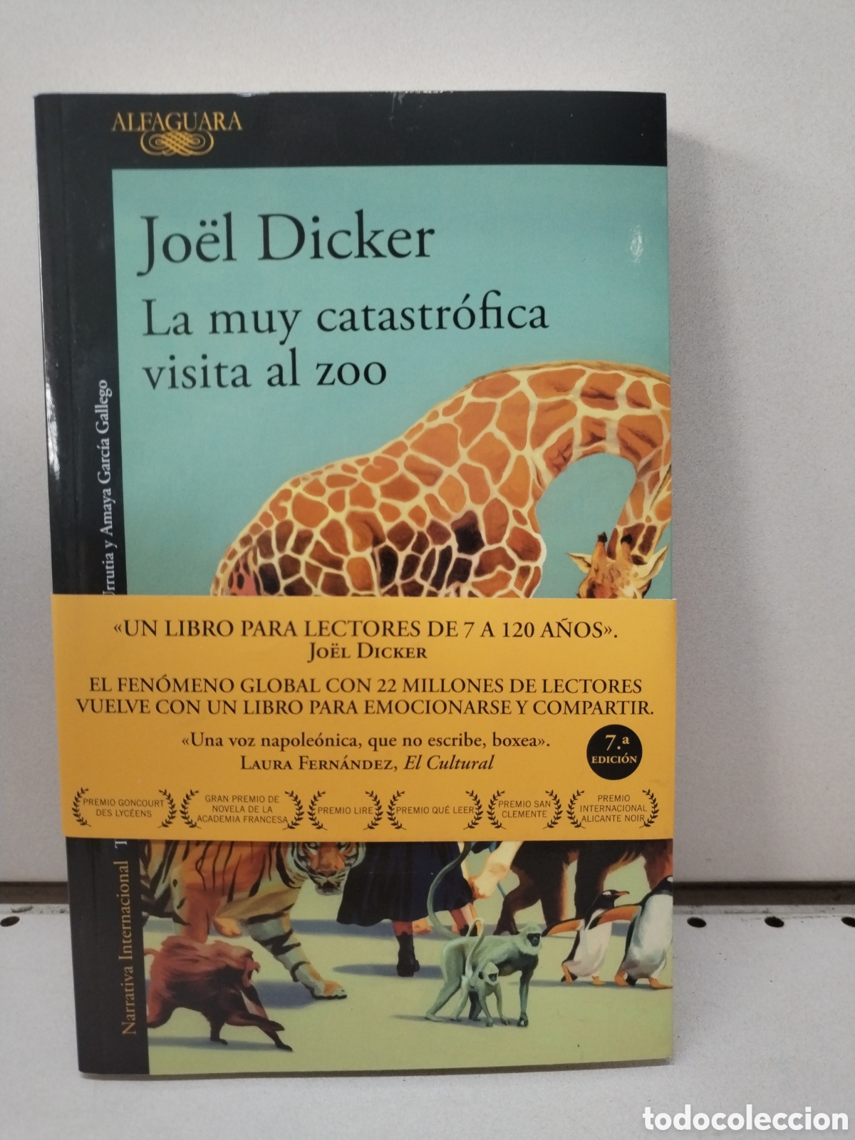 Livros em segunda m&atilde;o: La muy catastr&oacute;fica visita al zoo - Dicker, Jo&euml;l