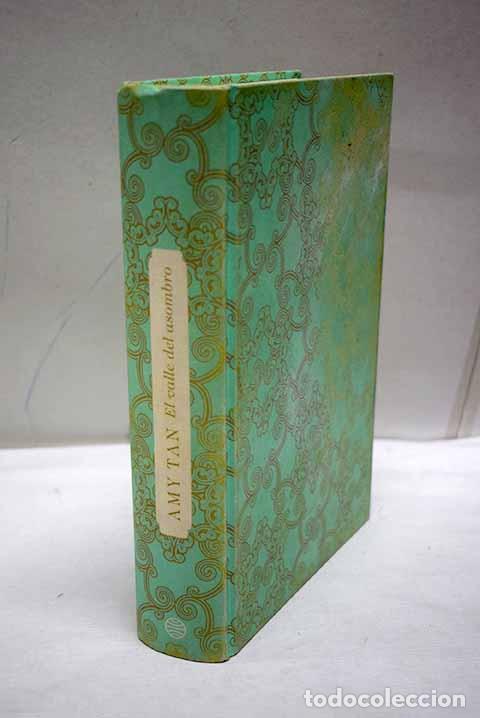 Livres: El valle del asombro.- Tan, Amy