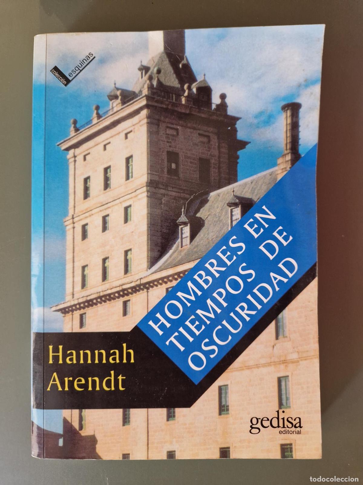 Livros em segunda m&atilde;o: Hombres en tiempos de oscuridad - Hannah Arendt