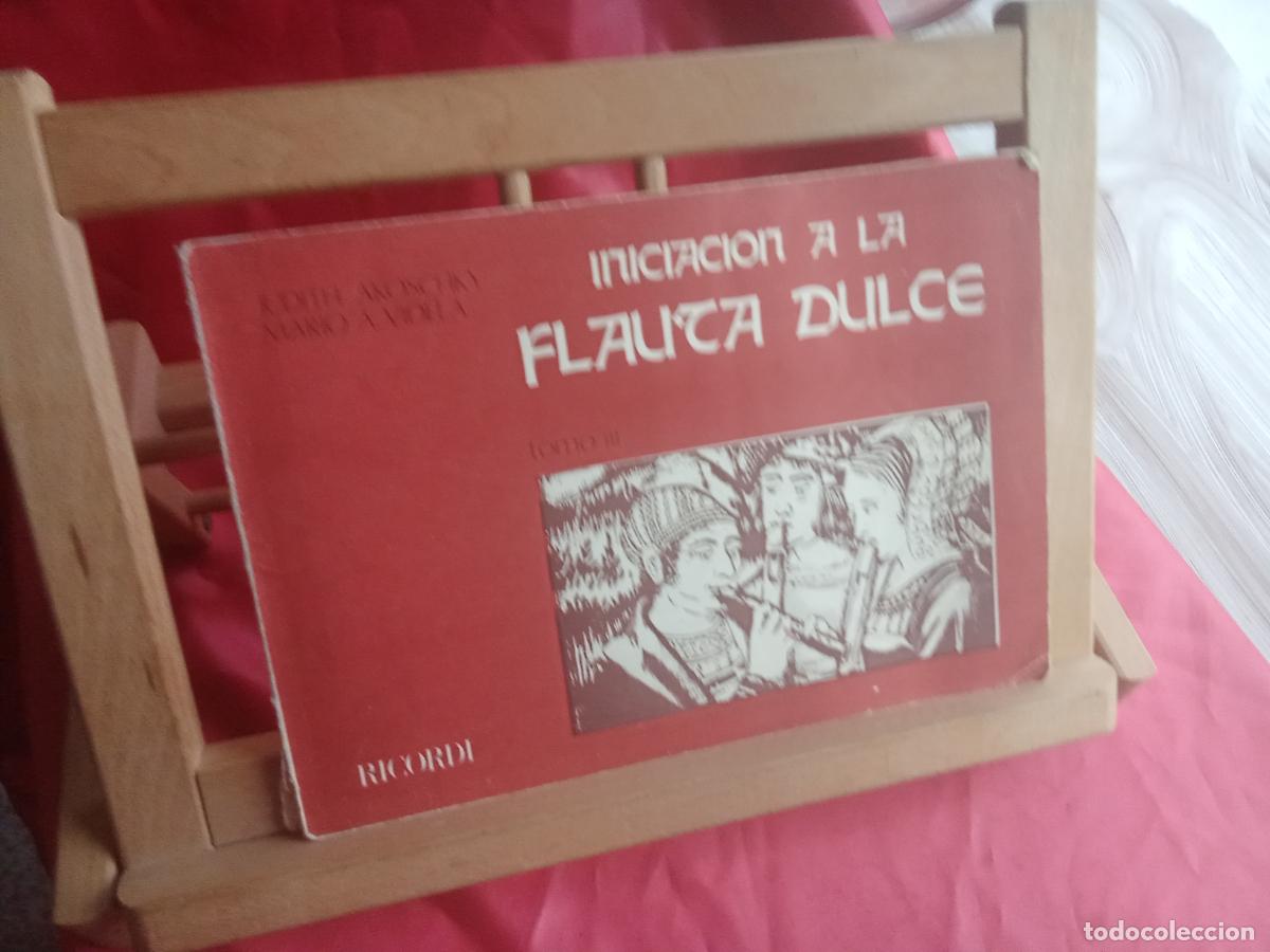 Libri di seconda mano: Iniciaci&oacute;n de la Flauta dulce (tomo III) Judith Akoscgky y Mario A. Videla CO.1906